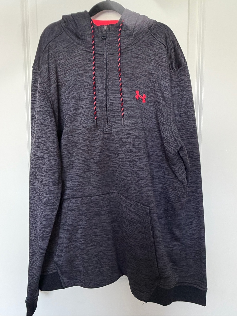 LG Men’s Under Armour cold gear Heather Charcoal Zip-Up Sweater with Pink Accent